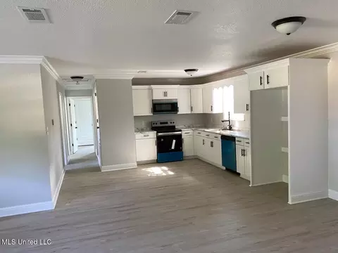 4919 Belfair Ct, Moss Point, MS 39563 photo 5