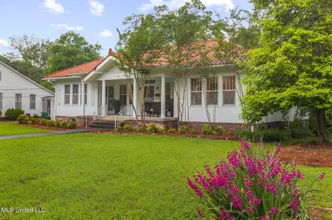 369 E Peace St, Canton, MS 39046 photo 5