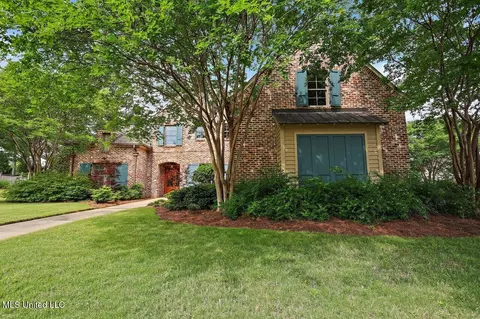 Exterior - 112 Fenwick Cir, Madison, MS 39110 photo 4 of 13
