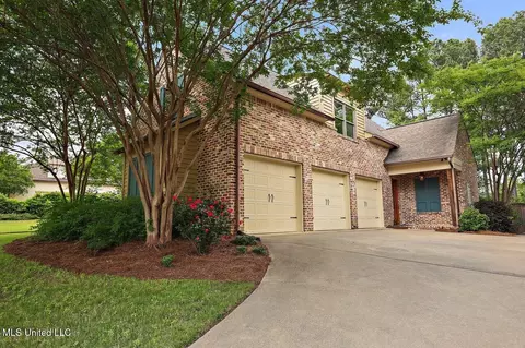 Exterior - 112 Fenwick Cir, Madison, MS 39110 photo 6 of 13