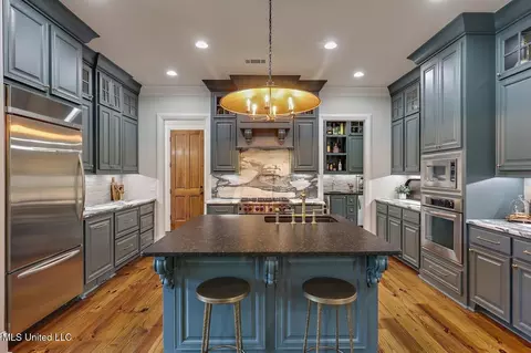 Kitchen - 112 Fenwick Cir, Madison, MS 39110 photo 8 of 9