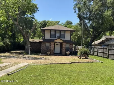 313 Texas Ave, Gulfport, MS 39507