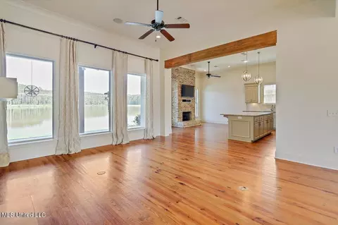 Living - 128 Mullherrin Dr, Madison, MS 39110 photo 1 of 5