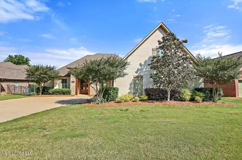 128 Mullherrin Dr, Madison, MS 39110