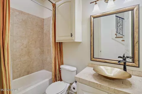 Bath - 128 Mullherrin Dr, Madison, MS 39110 photo 1 of 6