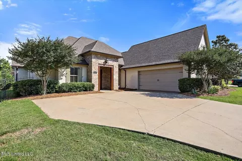 Exterior - 128 Mullherrin Dr, Madison, MS 39110 photo 2 of 8