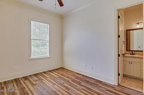 Bedroom - 128 Mullherrin Dr, Madison, MS 39110 photo 4 of 7