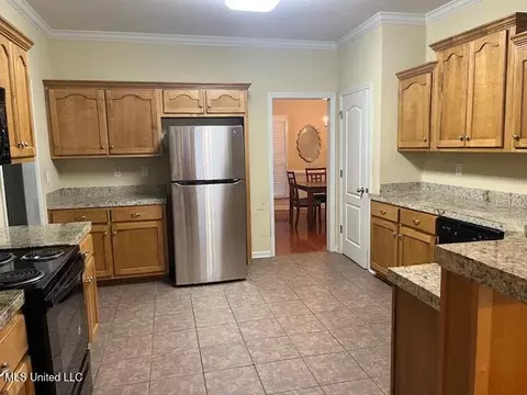 1215 S Augusta Dr, Hernando, MS 38632 photo 8