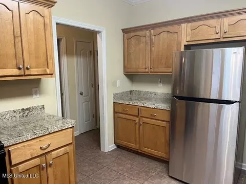 1215 S Augusta Dr, Hernando, MS 38632 photo 9