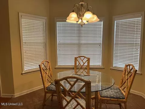 1215 S Augusta Dr, Hernando, MS 38632 photo 12