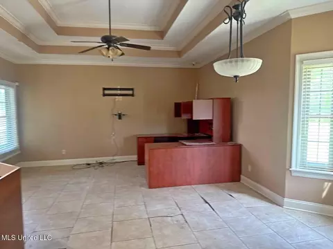 Living - 236 Levon Owens Dr, Terry, MS 39170 photo 3 of 5