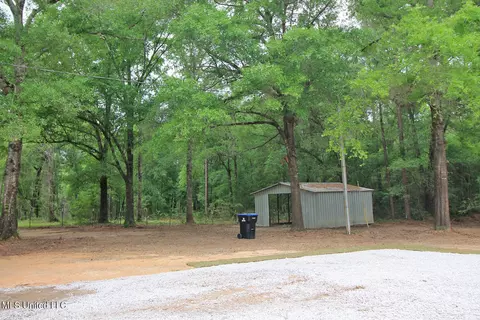 Exterior - 150 Shepard Cir # A, Lucedale, MS 39452 photo 4 of 5