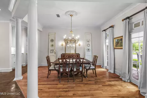 Dining - 511 Pine Hill Pl, Flowood, MS 39232 photo 1 of 2