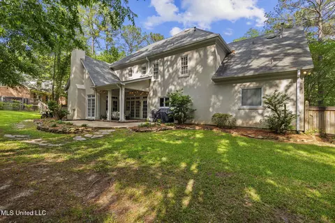 Exterior - 511 Pine Hill Pl, Flowood, MS 39232 photo 7 of 13