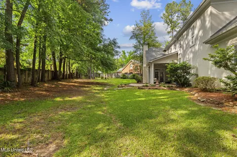 Exterior - 511 Pine Hill Pl, Flowood, MS 39232 photo 8 of 13