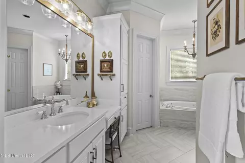 Bath - 511 Pine Hill Pl, Flowood, MS 39232 photo 2 of 9