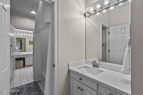 Bath - 511 Pine Hill Pl, Flowood, MS 39232 photo 6 of 9
