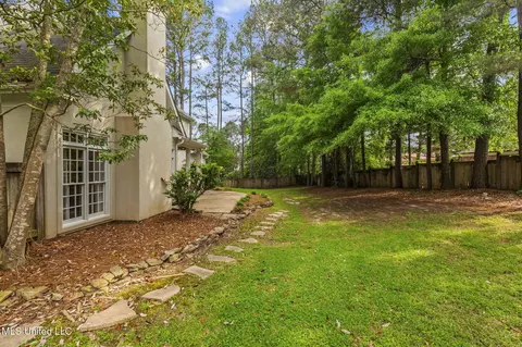 Exterior - 511 Pine Hill Pl, Flowood, MS 39232 photo 12 of 13