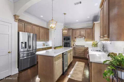 Kitchen - 511 Pine Hill Pl, Flowood, MS 39232 photo 1 of 3