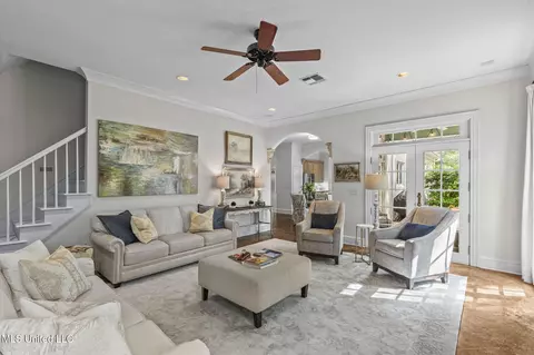Living - 511 Pine Hill Pl, Flowood, MS 39232 photo 4 of 4