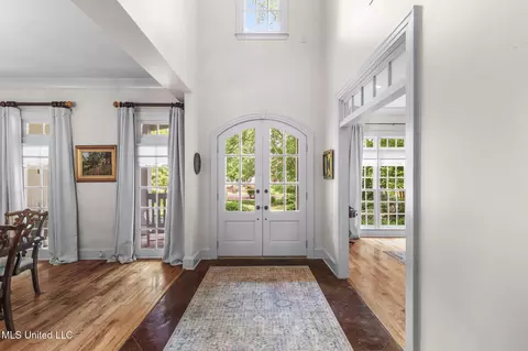 Entry Way - 511 Pine Hill Pl, Flowood, MS 39232 photo 1 of 8