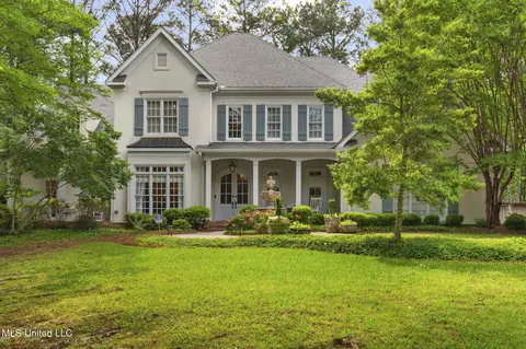 511 Pine Hill Pl, Flowood, MS 39232