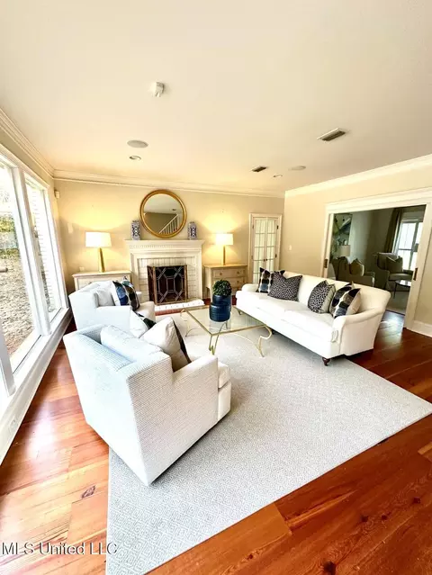 210 Brae Burn Dr, Jackson, MS 39211 photo 7