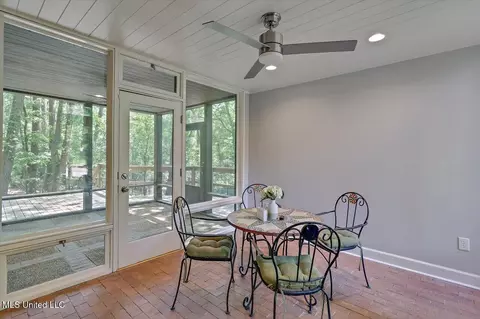 Exterior - 1844 Eastover Dr, Jackson, MS 39211 photo 4 of 12