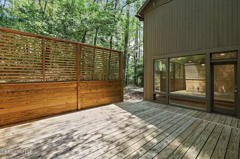 Exterior - 1844 Eastover Dr, Jackson, MS 39211 photo 12 of 12