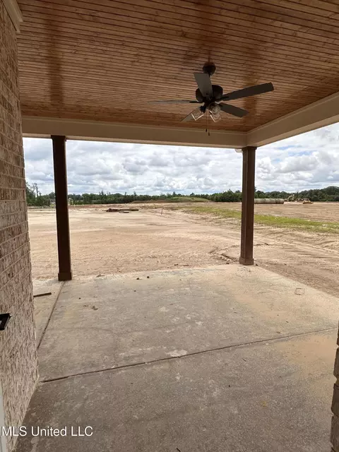 1740 Bakersfield Way, Nesbit, MS 38651 photo 25