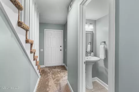 147 Lakebend Cir, Brandon, MS 39042 photo 8