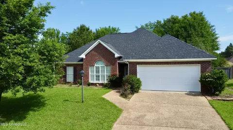 112 Pawnee Pl, Clinton, MS 39056