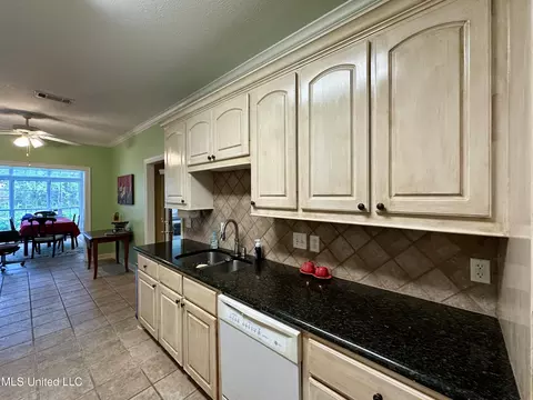 112 Pawnee Pl, Clinton, MS 39056 photo 15