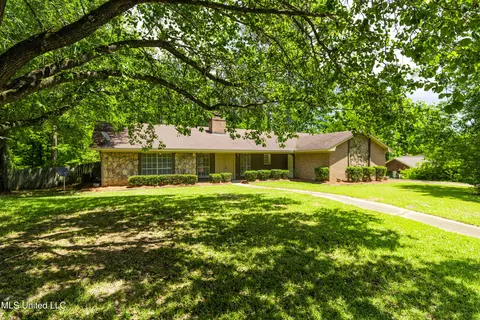 101 Pine Cv, Clinton, MS 39056 photo 3