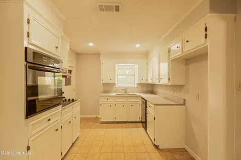 101 Pine Cv, Clinton, MS 39056 photo 13