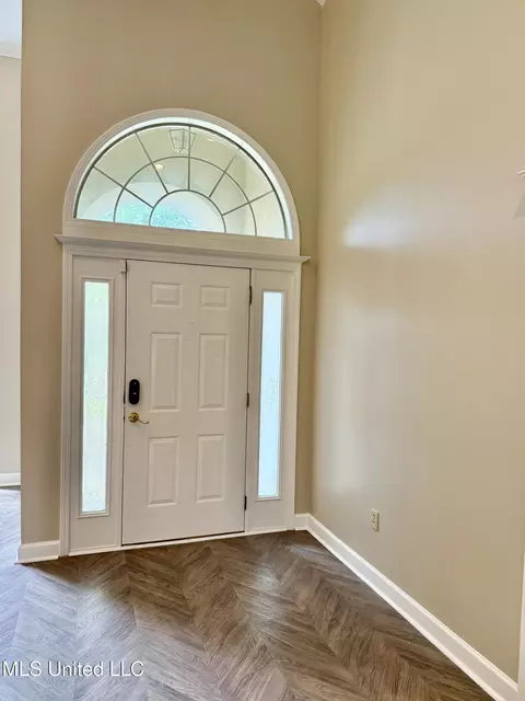 Entry Way - 265 Greensview Dr, Brandon, MS 39047 photo 1 of 3