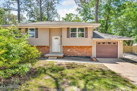15901 Big Ridge Rd, Biloxi, MS 39532