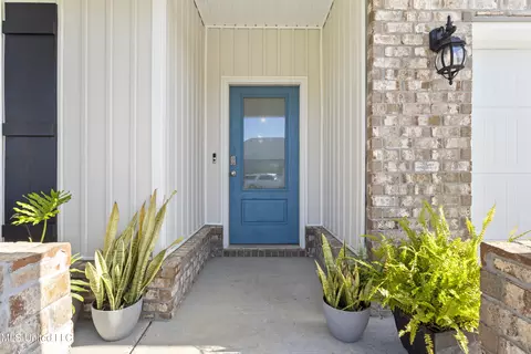 5437 Overland Dr, Biloxi, MS 39532 photo 3