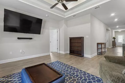 5437 Overland Dr, Biloxi, MS 39532 photo 8