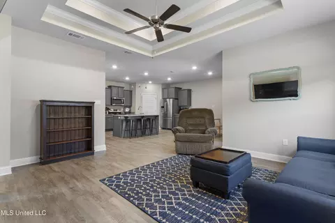 5437 Overland Dr, Biloxi, MS 39532 photo 9