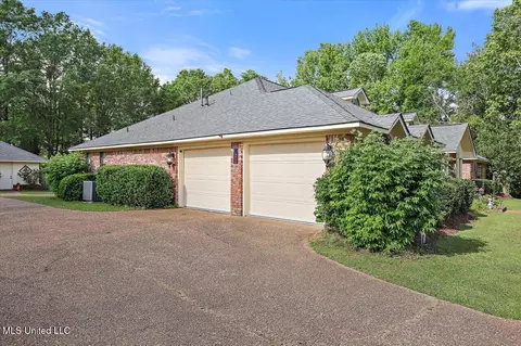Exterior - 107 Chalet Strasse, Brandon, MS 39042 photo 4 of 7