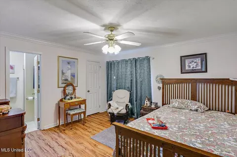 Bedroom - 107 Chalet Strasse, Brandon, MS 39042 photo 2 of 4