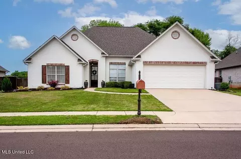106 Sweetbriar Cir, Canton, MS 39046