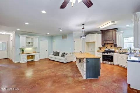 Other - 114 Parkway Cv, Brandon, MS 39047 photo 4 of 24