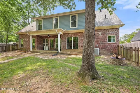 Exterior - 114 Parkway Cv, Brandon, MS 39047 photo 9 of 11