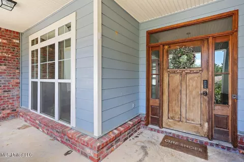 Exterior - 114 Parkway Cv, Brandon, MS 39047 photo 3 of 11