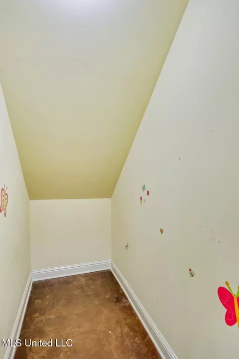 Other - 114 Parkway Cv, Brandon, MS 39047 photo 6 of 24
