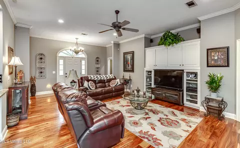 345 Lakeshore Dr, Madison, MS 39110 photo 9