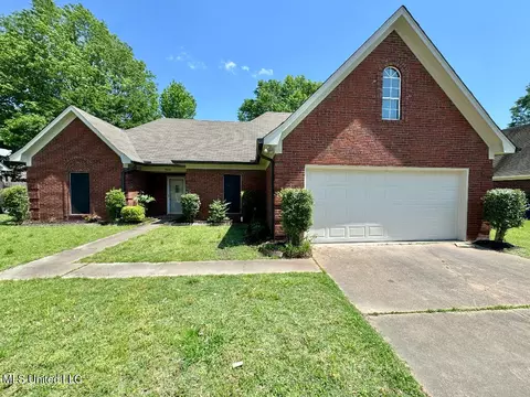 5860 W White Ridge Cir, Olive Branch, MS 38654