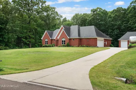1429 Laughter Rd, Hernando, MS 38632 photo 5